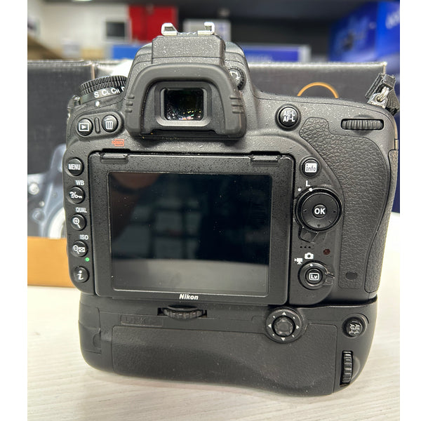 Nikon D750 Body Usata + Battery Grip (scatti 13mila )