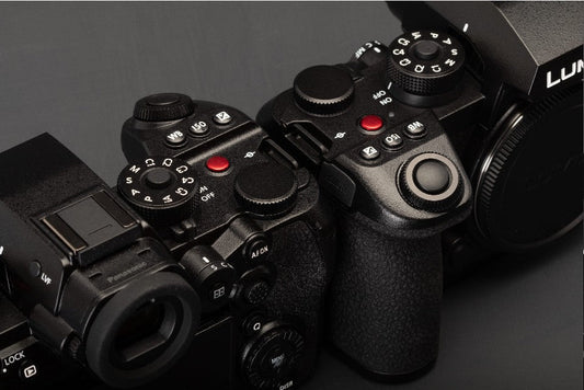 Panasonic Lumix S1II o S1IIE? Il Confronto Definitivo tra le Nuove Mirrorless Pro