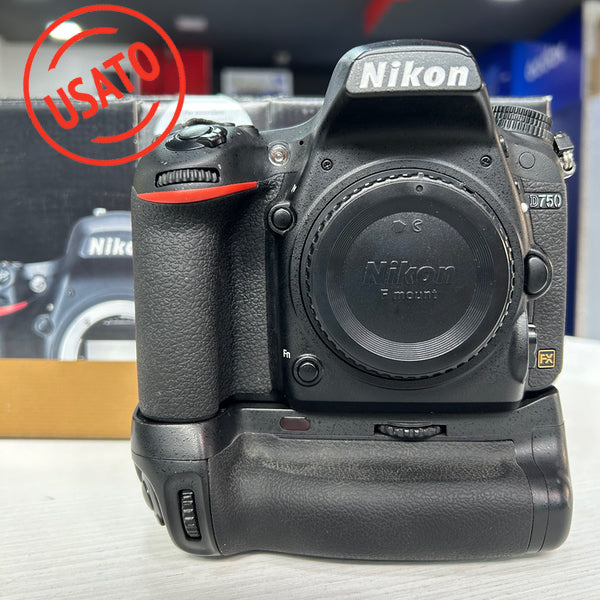 Nikon D750 Body Usata + Battery Grip (scatti 13mila )