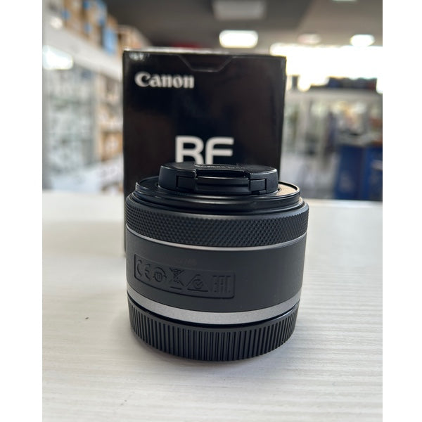 Canon RF 16mm F2.8 STM Demo
