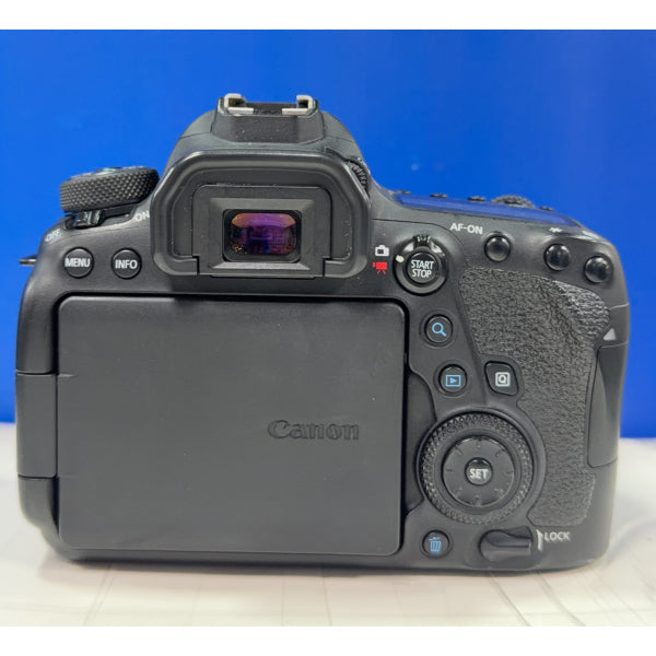 Canon EOS 6D Mark II (138.939scatti) Usato