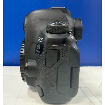 Canon EOS 6D Mark II (138.939scatti) Usato