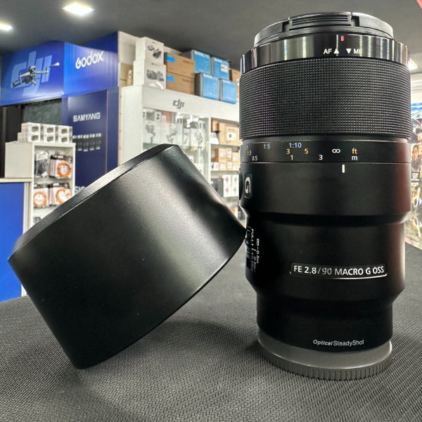 Sony FE 90 F2.8 Macro G OSS Usato