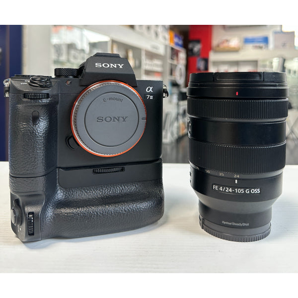 Sony A7III + Battery Grip + Sony FE 24-105 F4 G OSS Demo da Vetrina (2.273 scatti)