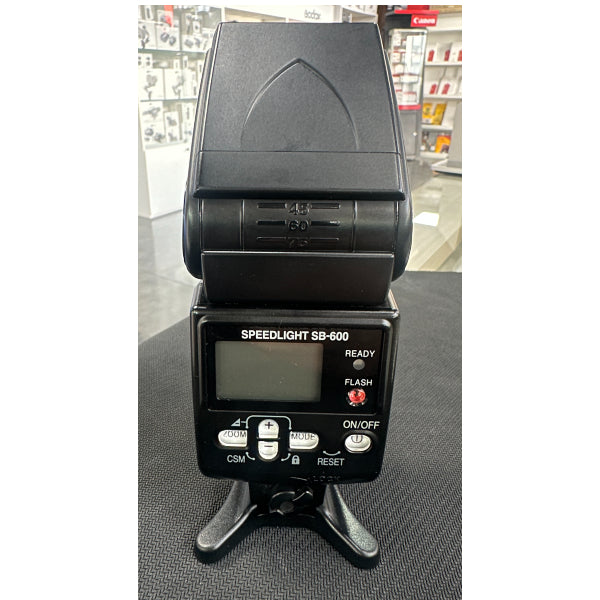 Nikon Flash SB-600 Usato
